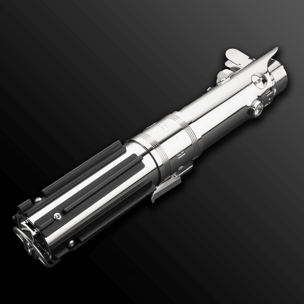 Graflex-inspired lightsaber with polished metallic hilt – Battle Sabers