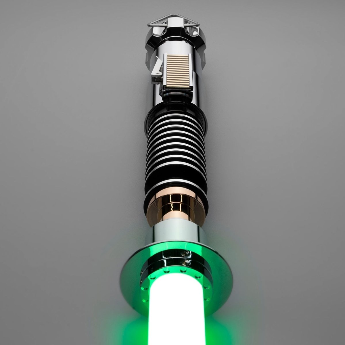 Premium Luke Skywalker lightsaber with detailed metallic hilt – Battle Sabers